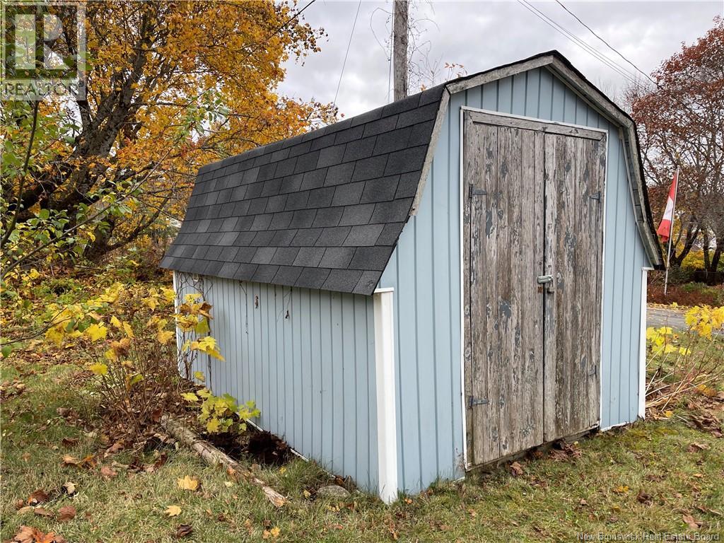 28 First Avenue, Mcadam, New Brunswick E6J 1S4 - Photo 17 - NB129452