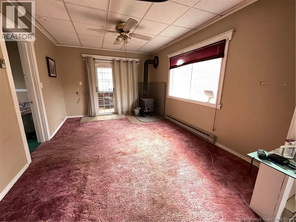 28 First Avenue, Mcadam, New Brunswick E6J 1S4 - Photo 3 - NB129452