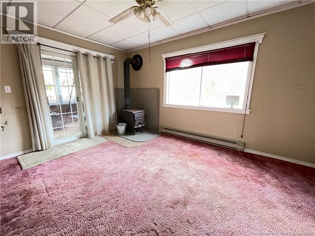 28 First Avenue, Mcadam, New Brunswick E6J 1S4 - Photo 4 - NB129452