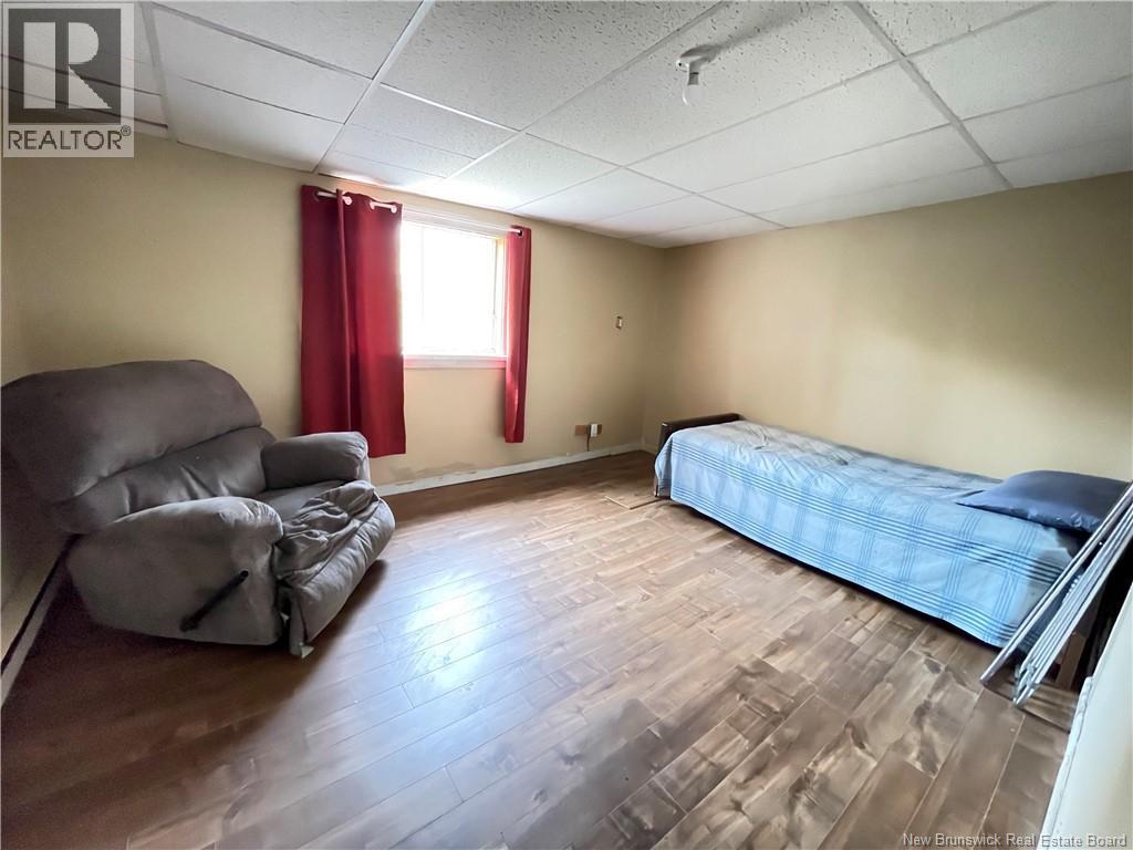 28 First Avenue, Mcadam, New Brunswick E6J 1S4 - Photo 7 - NB129452