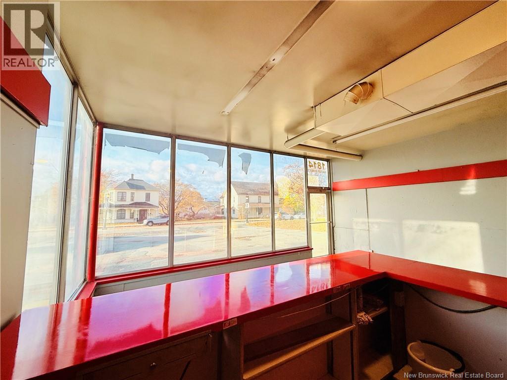 1814 Water Street, Chatham, New Brunswick  E1N 1B7 - Photo 10 - NB129647