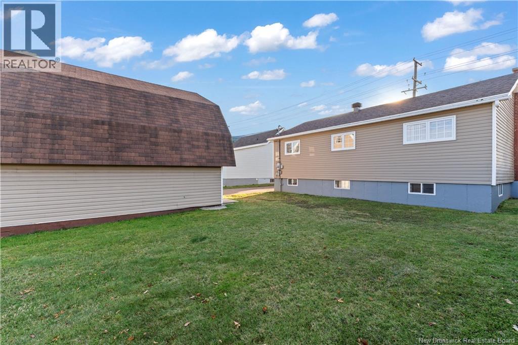 61 Mapleton, Moncton, New Brunswick E1C 7W6 - Photo 34 - NB129443