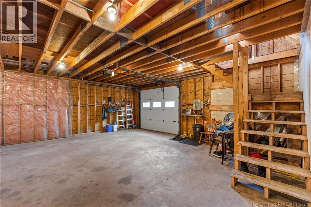 61 Mapleton, Moncton, New Brunswick E1C 7W6 - Photo 4 - NB129443