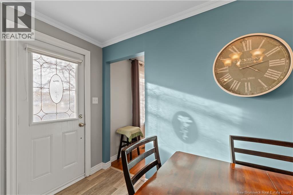 61 Mapleton, Moncton, New Brunswick E1C 7W6 - Photo 5 - NB129443