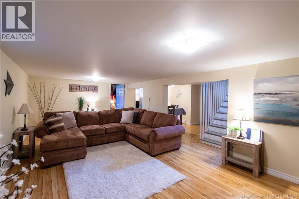 1104 Kennebecasis Drive, Saint John, New Brunswick E2K 5B1 - Photo 12 - NB129646