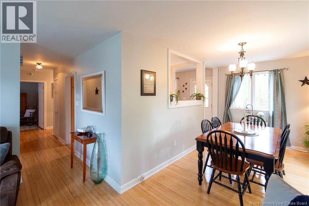 1104 Kennebecasis Drive, Saint John, New Brunswick E2K 5B1 - Photo 5 - NB129646