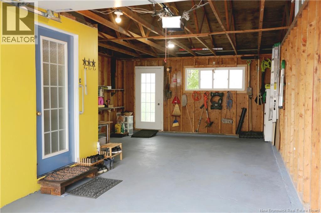 909 Montgomery Avenue, Riverview, New Brunswick  E1B 2A9 - Photo 37 - NB129631