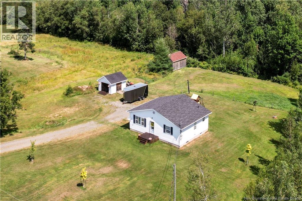 89 Alma Road, Dixon Point, New Brunswick E4S 3X6 - Photo 2 - NB129641