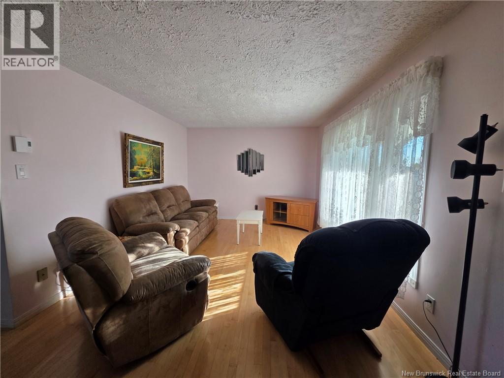 636 3 Ieme Ave, Grand-Sault/grand Falls, New Brunswick  E3Z 1A3 - Photo 17 - NB129704