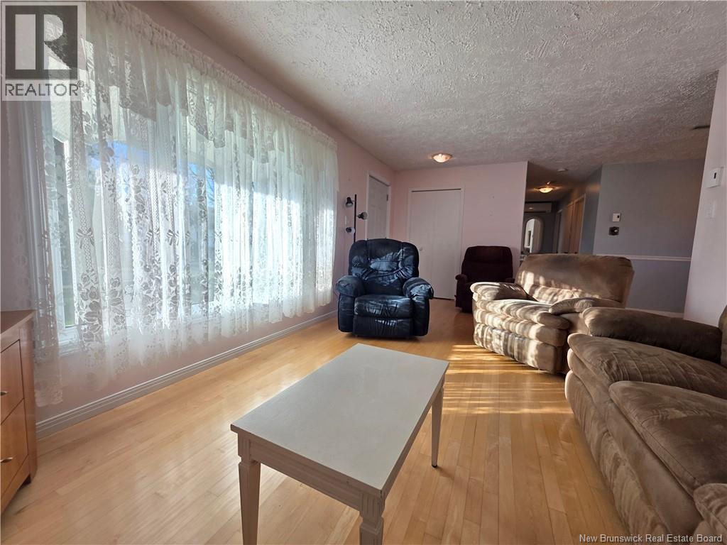 636 3 Ieme Ave, Grand-Sault/grand Falls, New Brunswick  E3Z 1A3 - Photo 18 - NB129704