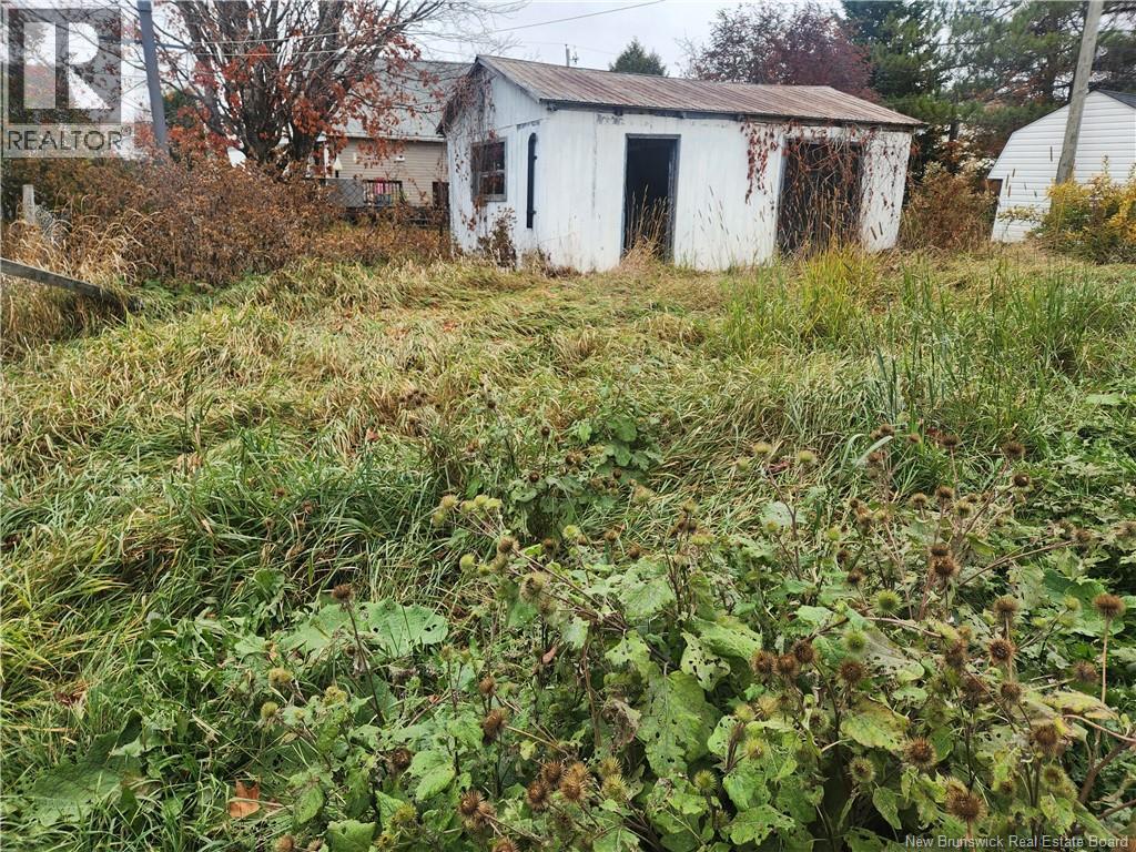 32 Rue Pelletier, Saint-Quentin, New Brunswick E8A 1Y1 - Photo 25 - NB129665