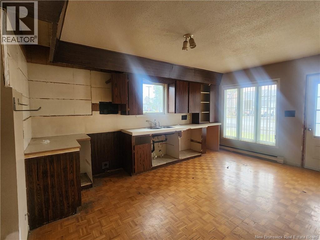 32 Rue Pelletier, Saint-Quentin, New Brunswick E8A 1Y1 - Photo 3 - NB129665