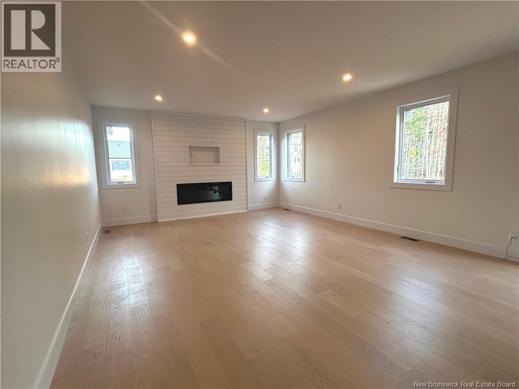 66 Rachel Street, Moncton, New Brunswick E1G 6J4 - Photo 2 - NB129723