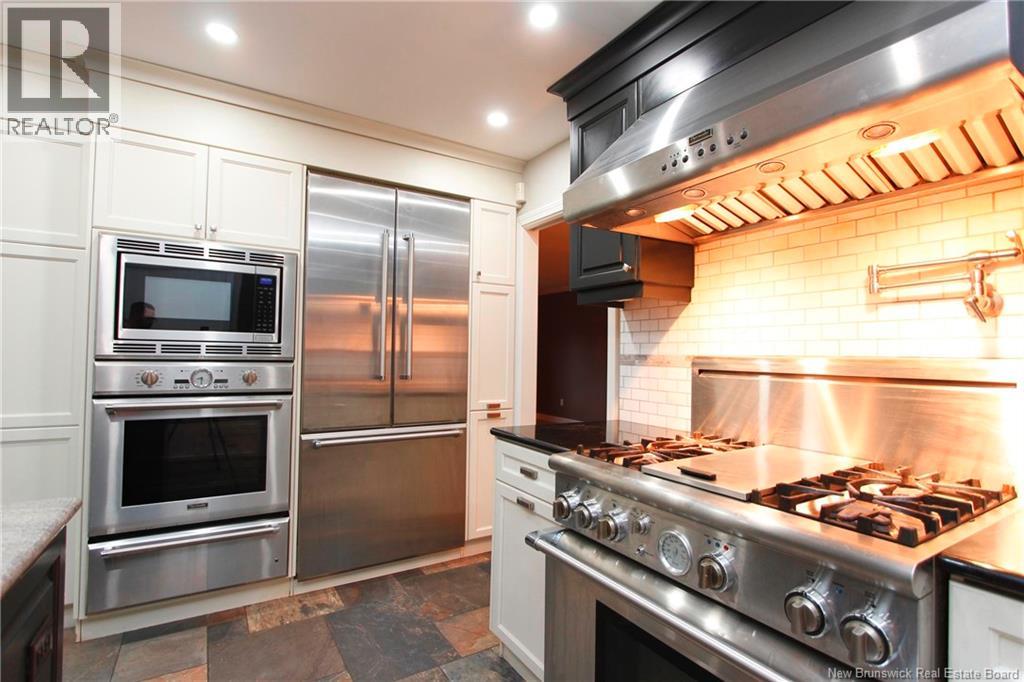 131 Wiggins Drive, Fredericton, New Brunswick E3A 5N7 - Photo 12 - NB129714