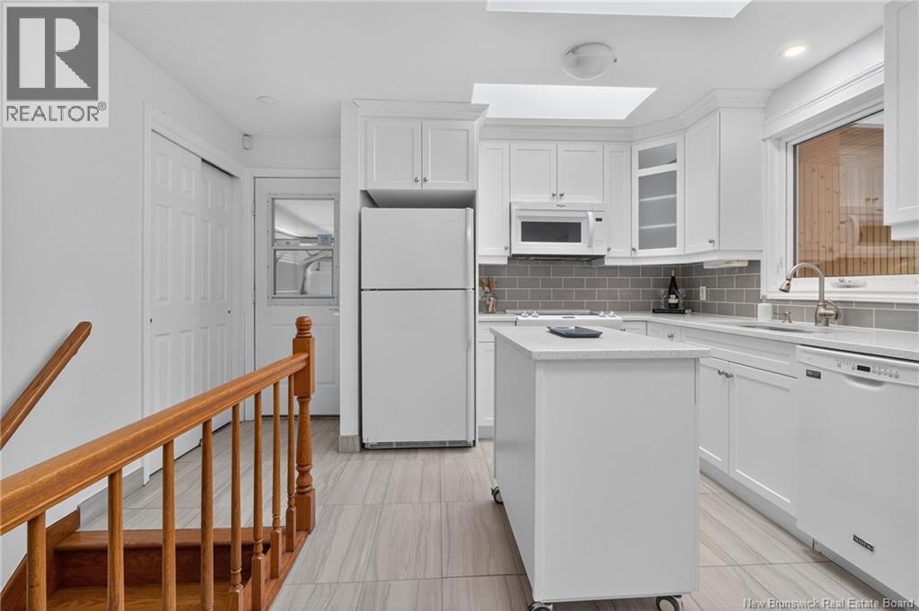 103 Labrosse, Moncton, New Brunswick E1A 4W9 - Photo 11 - NB129702