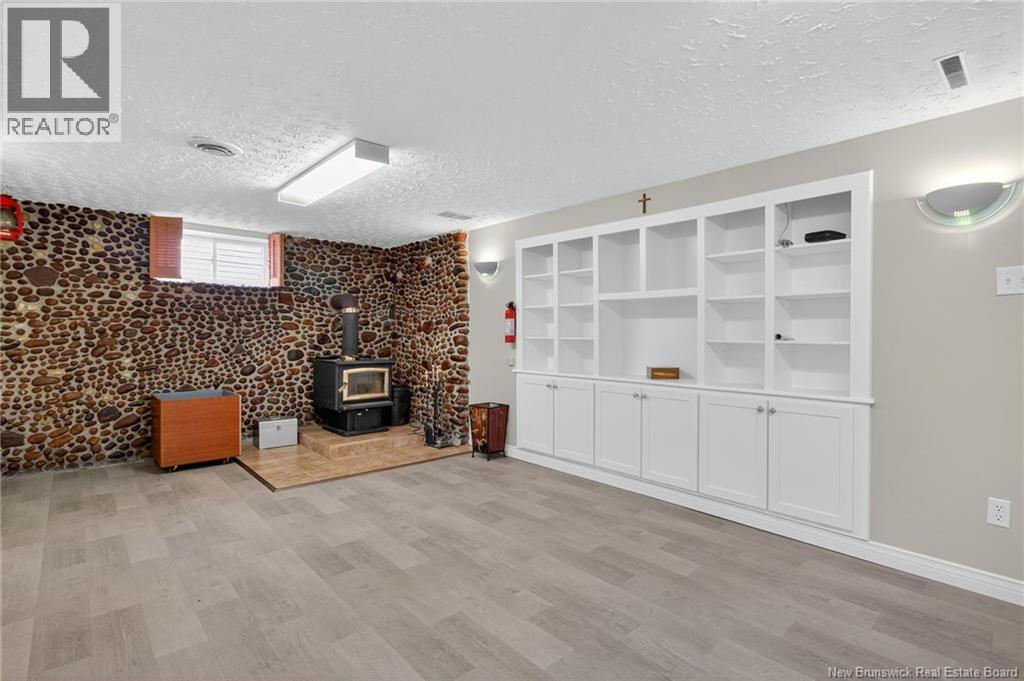 103 Labrosse, Moncton, New Brunswick E1A 4W9 - Photo 31 - NB129702