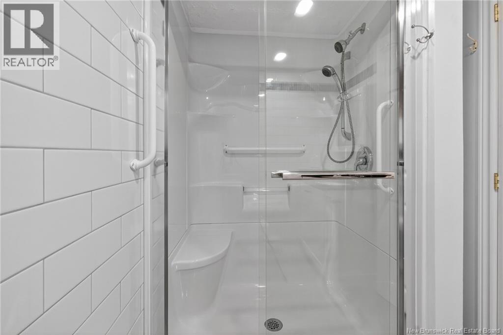 103 Labrosse, Moncton, New Brunswick E1A 4W9 - Photo 37 - NB129702