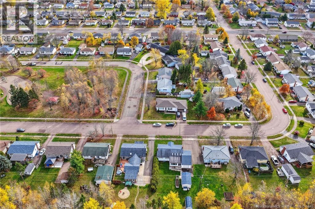 103 Labrosse, Moncton, New Brunswick E1A 4W9 - Photo 4 - NB129702