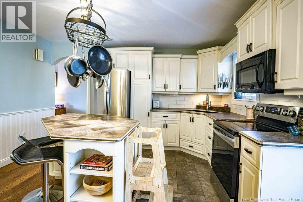 18 Hillsleigh Court, Douglas, New Brunswick E3G 7Y9 - Photo 10 - NB129674