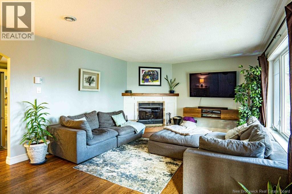 18 Hillsleigh Court, Douglas, New Brunswick E3G 7Y9 - Photo 3 - NB129674