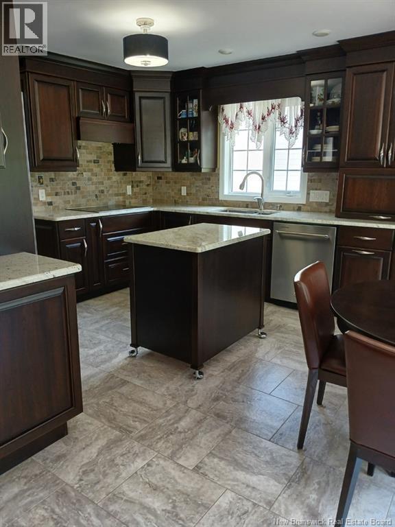 32 Barbara Court, Fredericton, New Brunswick E3B 7G6 - Photo 10 - NB129739