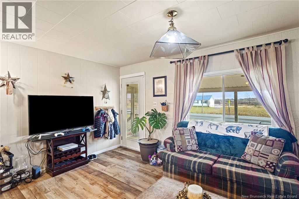 32 Pleasant Drive, Chipman, New Brunswick  E4A 1S3 - Photo 13 - NB129686