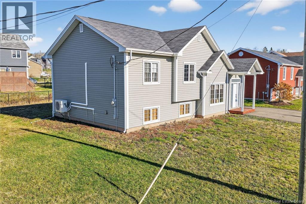 33 Cumberland, Moncton, New Brunswick  E1G 0Z9 - Photo 32 - NB129695