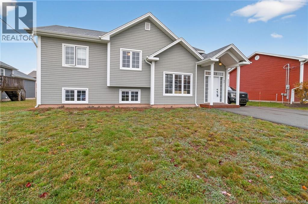 33 Cumberland, Moncton, New Brunswick  E1G 0Z9 - Photo 33 - NB129695