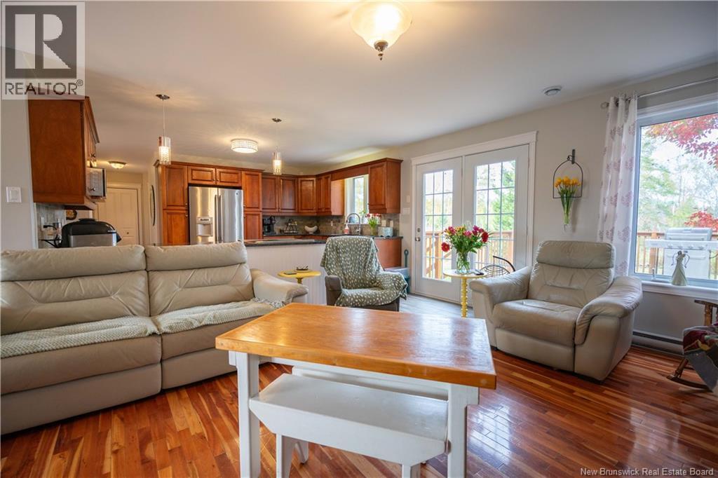 86 Cedarwood Drive, Saint John, New Brunswick E2K 5P4 - Photo 4 - NB129585