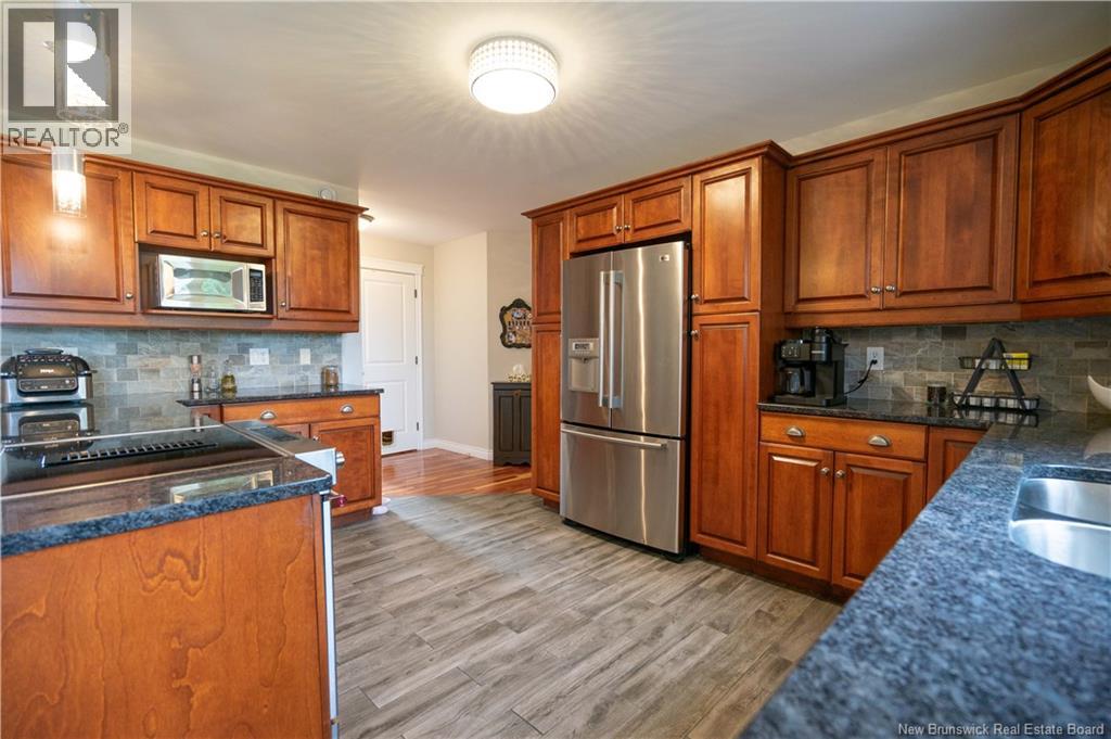 86 Cedarwood Drive, Saint John, New Brunswick E2K 5P4 - Photo 7 - NB129585