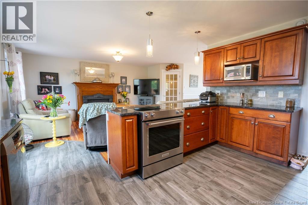 86 Cedarwood Drive, Saint John, New Brunswick E2K 5P4 - Photo 8 - NB129585