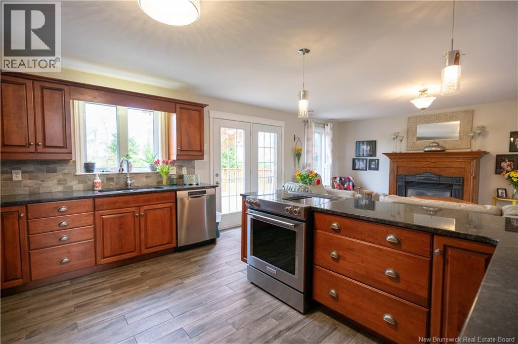 86 Cedarwood Drive, Saint John, New Brunswick E2K 5P4 - Photo 9 - NB129585