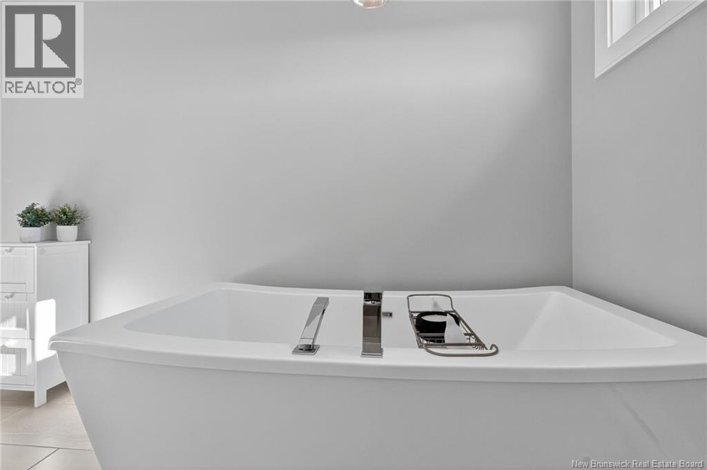 92 Timandra, Moncton, New Brunswick  E1G 5Y4 - Photo 34 - NB129758