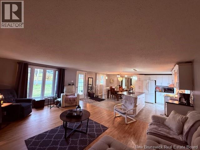 2537 Des Pionniers Avenue, Balmoral, New Brunswick E8E 1C5 - Photo 3 - NB129793