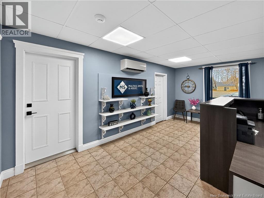 11 O'leary Street, Campbellton, New Brunswick E3N 2X2 - Photo 5 - NB129771