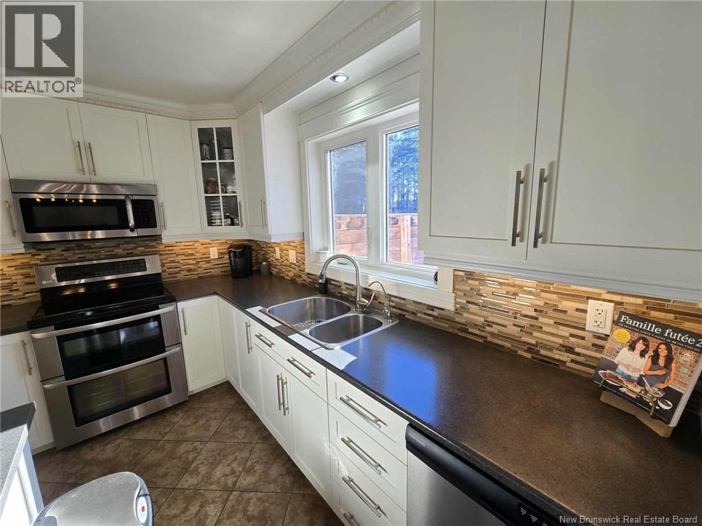 24 Frederic Street, Petit-Rocher, New Brunswick E8J 1A3 - Photo 17 - NB129815