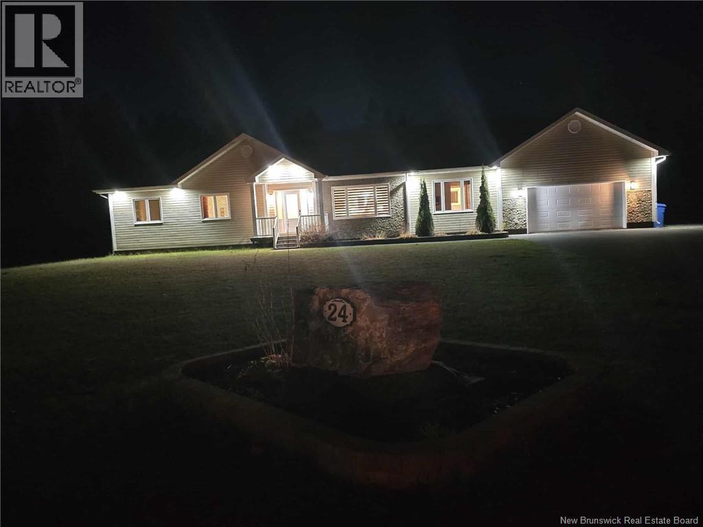 24 Frederic Street, Petit-Rocher, New Brunswick E8J 1A3 - Photo 2 - NB129815