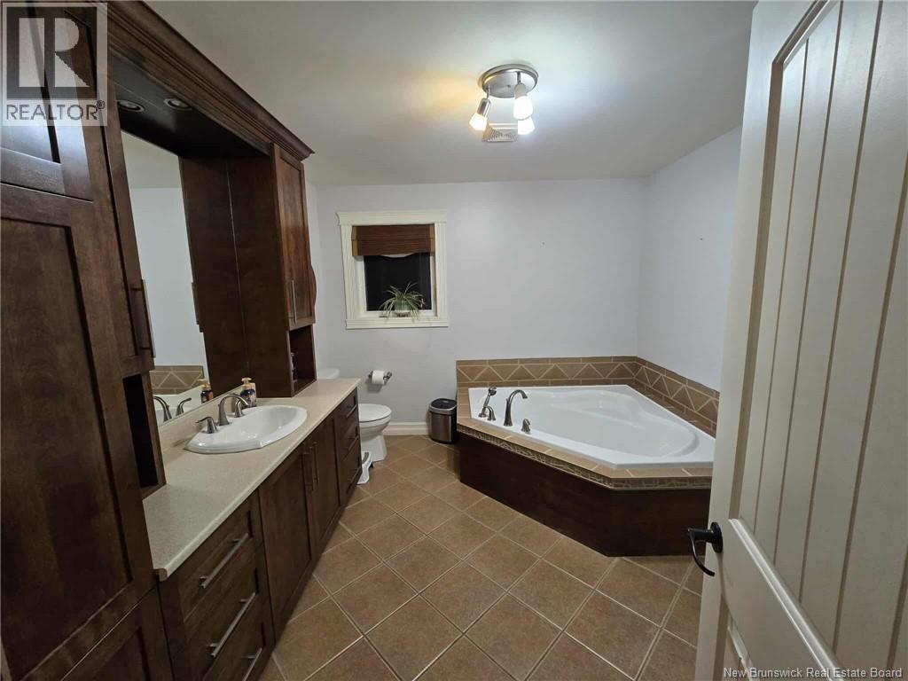 24 Frederic Street, Petit-Rocher, New Brunswick E8J 1A3 - Photo 25 - NB129815