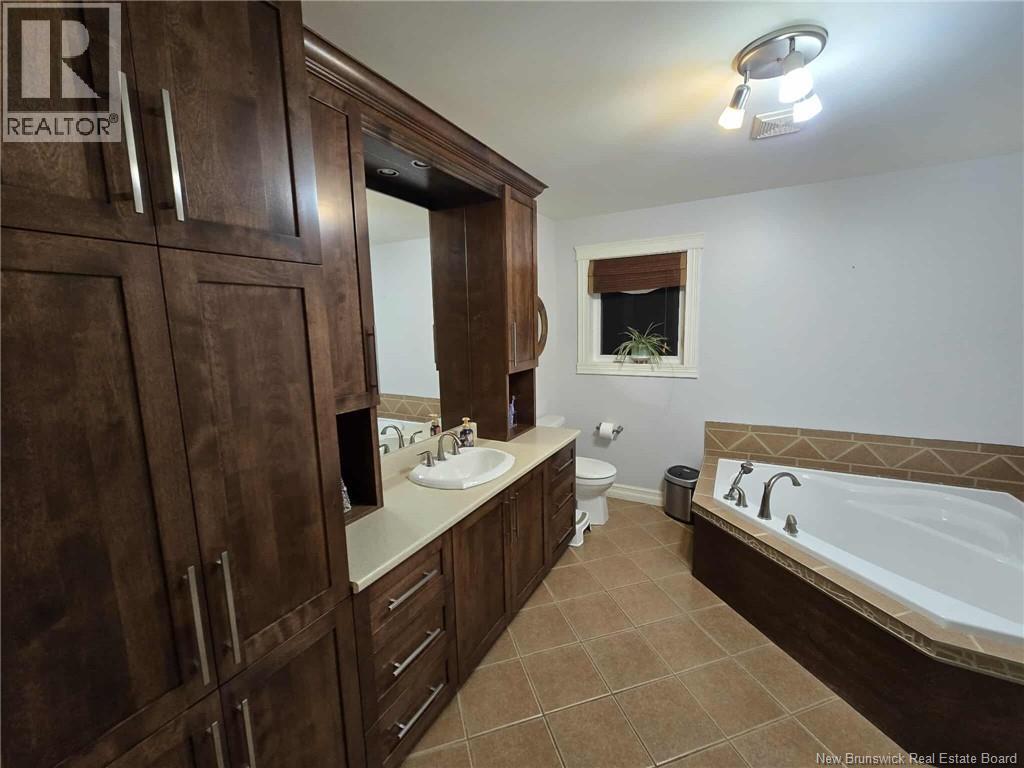 24 Frederic Street, Petit-Rocher, New Brunswick E8J 1A3 - Photo 26 - NB129815