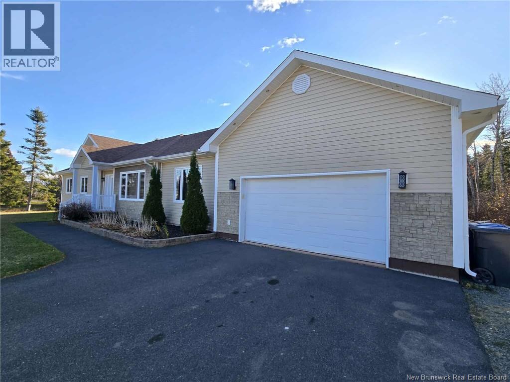 24 Frederic Street, Petit-Rocher, New Brunswick E8J 1A3 - Photo 4 - NB129815