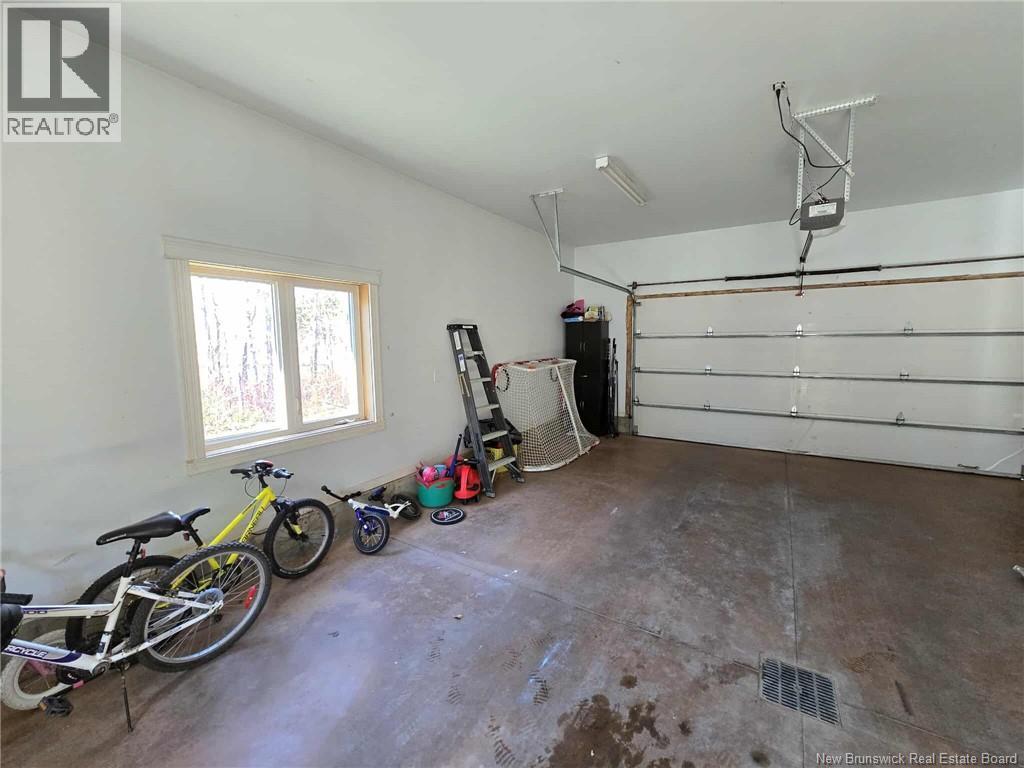 24 Frederic Street, Petit-Rocher, New Brunswick E8J 1A3 - Photo 41 - NB129815