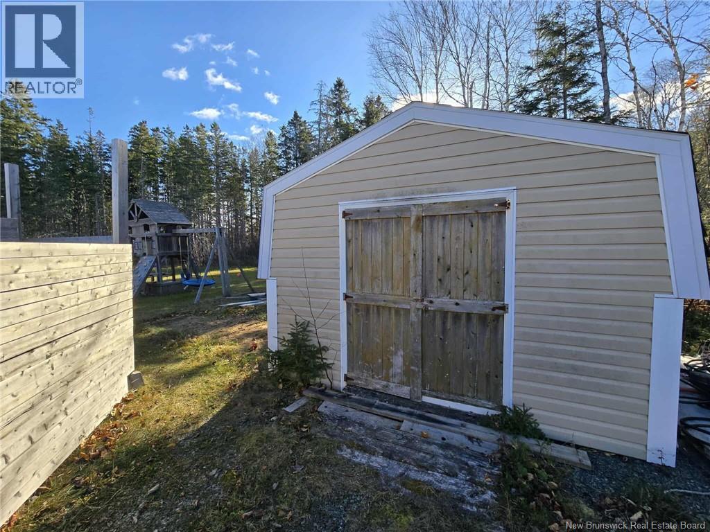24 Frederic Street, Petit-Rocher, New Brunswick E8J 1A3 - Photo 43 - NB129815
