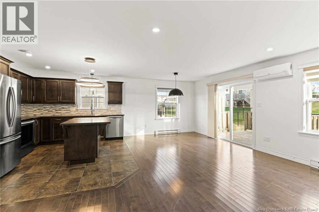 262 Dolbeau, Dieppe, New Brunswick  E1A 1R6 - Photo 5 - NB129814