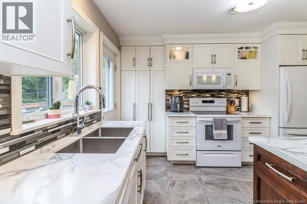 8 Parkwood Drive, Quispamsis, New Brunswick E2E 1P3 - Photo 7 - NB129808