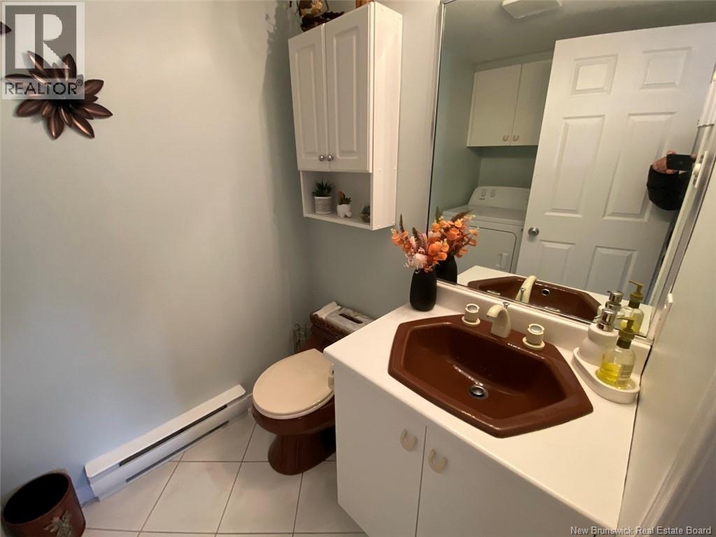 20 I Du Bourg Avenue, Edmundston, New Brunswick E3V 4C5 - Photo 7 - NB129730