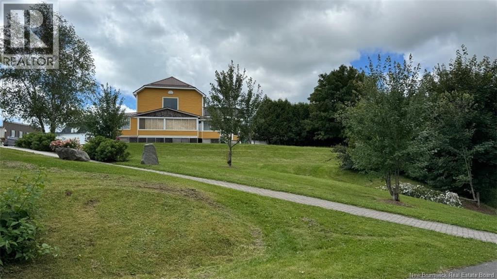 64 Broadway Boulevard, Grand-Sault/grand Falls, New Brunswick  E3Z 2J7 - Photo 23 - NB129825