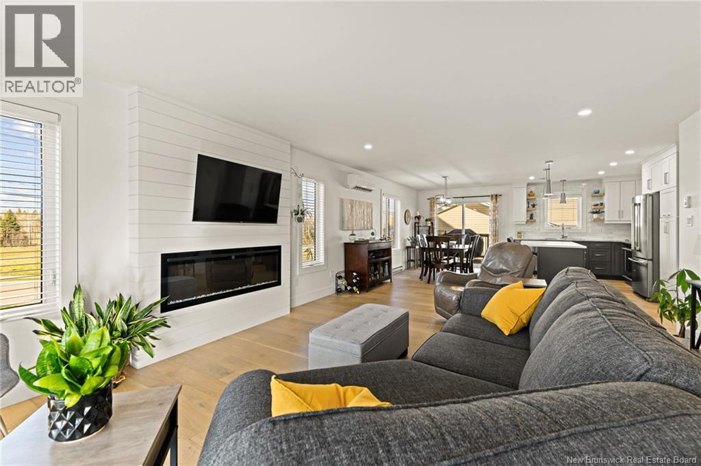 22 Donat Crescent, Dieppe, New Brunswick E1A 9L4 - Photo 4 - NB129582