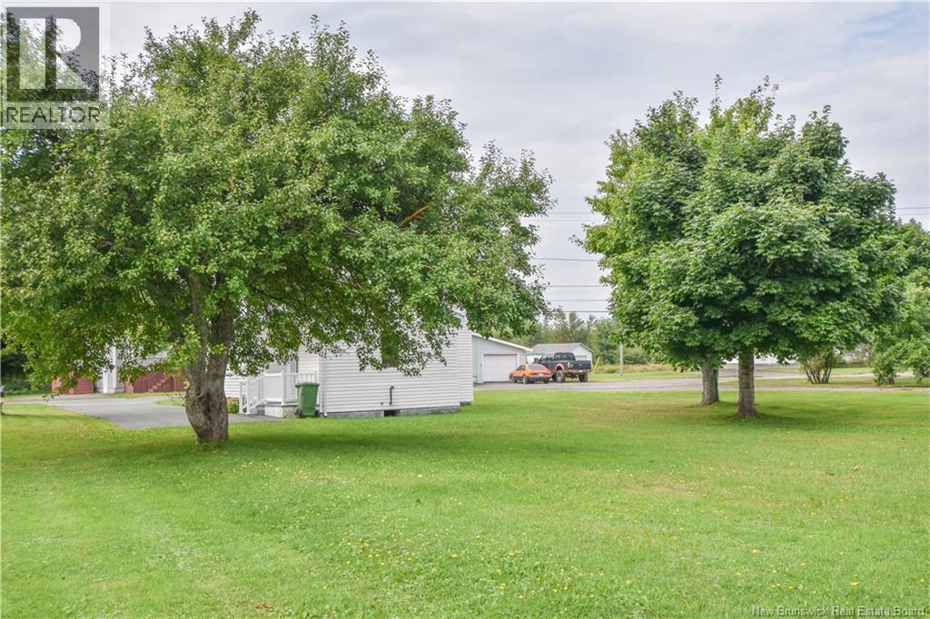 310 Jd Gauthier Boulevard, Shippagan, New Brunswick E8S 1R4 - Photo 8 - NB129836
