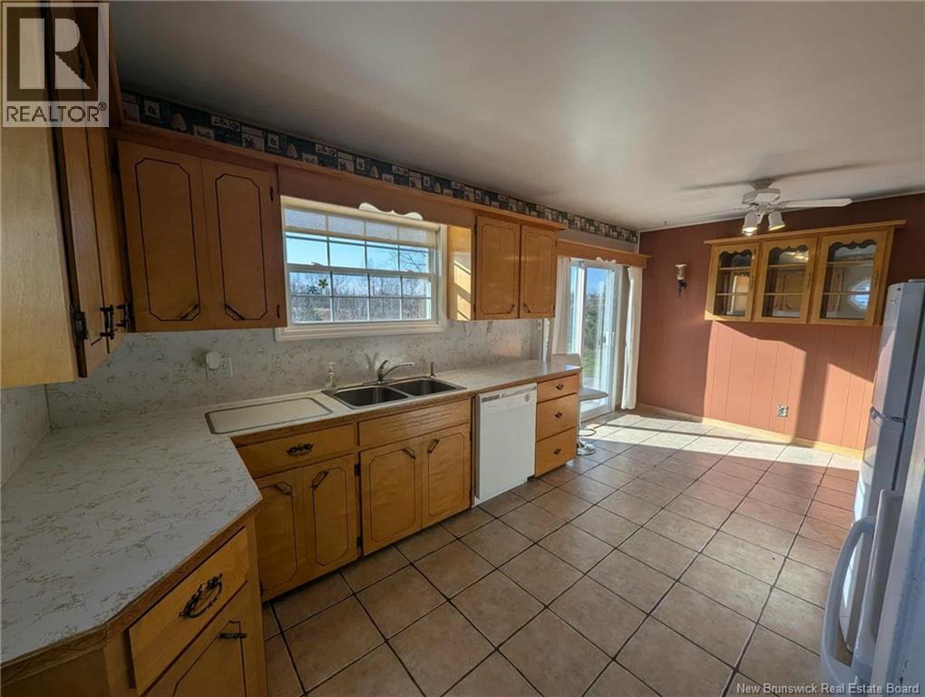 185 Smith, Big River, New Brunswick  E2A 6S7 - Photo 5 - NB129833