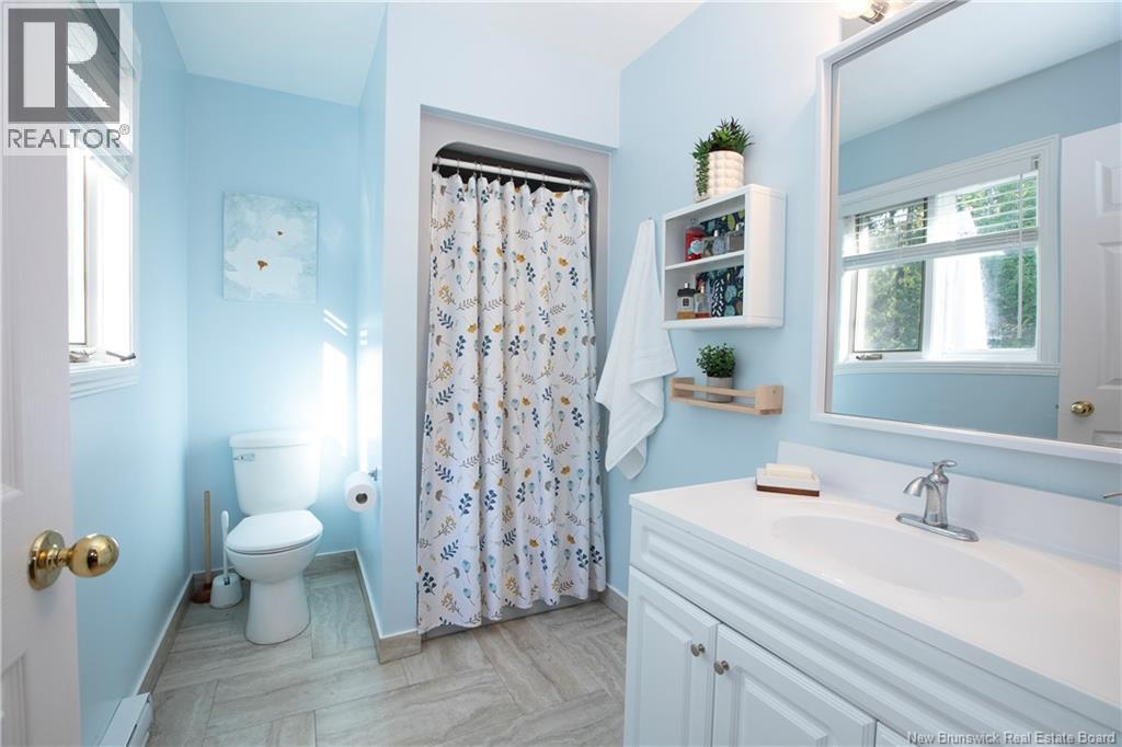 27 Stoneybrook Crescent, Fredericton, New Brunswick  E3B 6Y2 - Photo 15 - NB129828